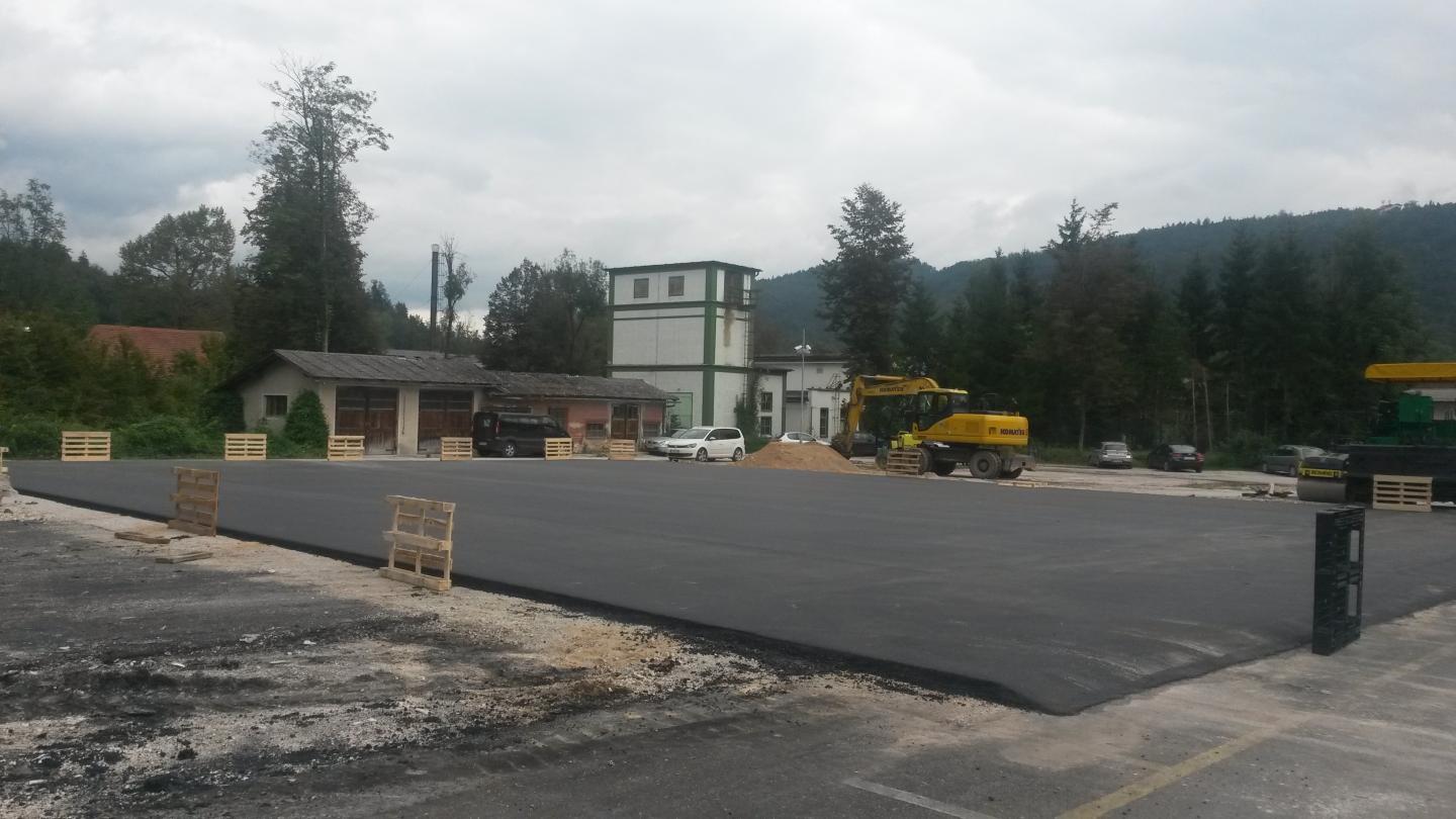 Izkopi z bagrom, rušitvena dela, prevozi