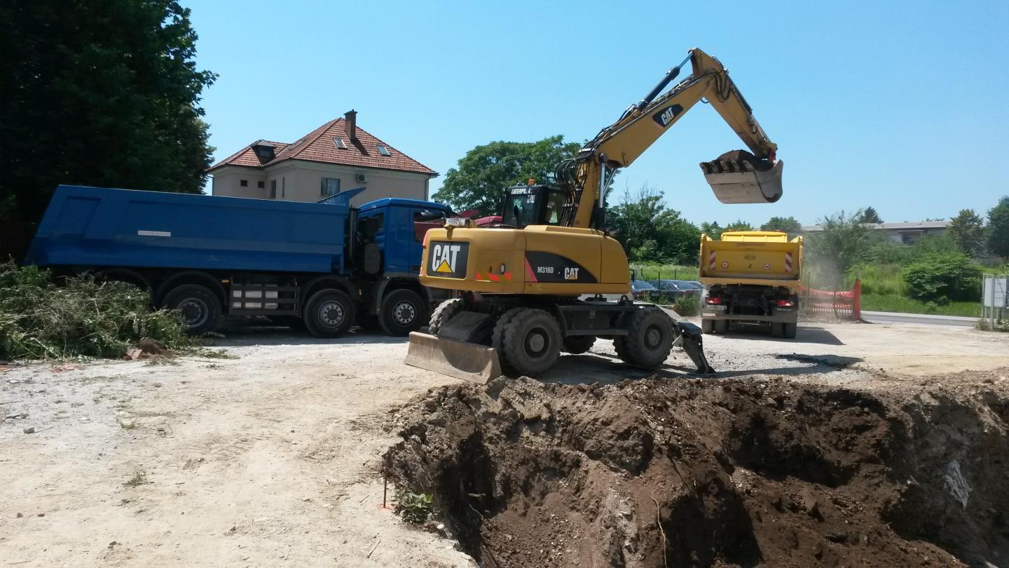 Izkopi z bagrom, rušitvena dela, prevozi