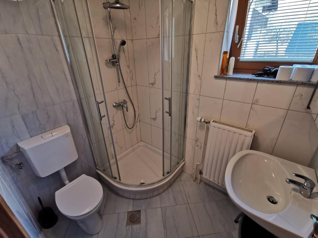 Apartmaji Heingman Bohinj, Ribičev laz