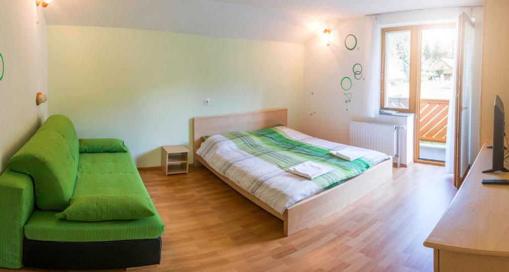 Apartmaji Heingman Bohinj, Ribičev laz